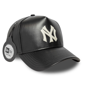 New York Yankees MLB Leather Black 9FORTY E-Frame Adjustable Cap