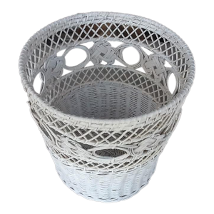 Vintage Round White Wicker Waste Basket/Planter