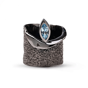 Eartha Iconic Design Black Rhodium Plated Silver Ring With Blue Topaz (P 1/2 (UK))