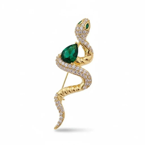 Elegant Green Diamond Snake Brooch (one size)