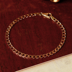 Pre-Owned Vintage 1982 9ct Gold 7" Square Curb Bracelet
