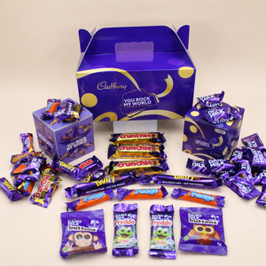 Cadbury You Rock My World Gift Box Hamper 593g