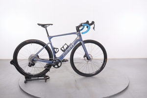 Giant DEFY ADVANCED E+ ELITE AR