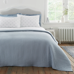 Quilted Lines Bedspread 220x230cm - Blue