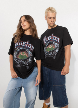 Majestic MLB Boston Red Sox Gothic Stadium Tee