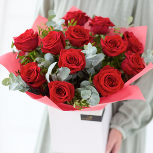 Dozen Luxury Red Roses
