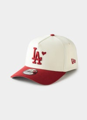 New Era MLB 39Thirty A-Frame Los Angeles Dodgers Heart Sketch Fitted Cap