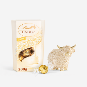 Lindor White Chocolate Truffles 200g x NEXT Hamish the Highland Cow Cream Ornament