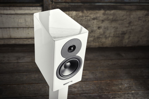 Dynaudio Evoke 10 Stativhögtalare - Svartpianolack
