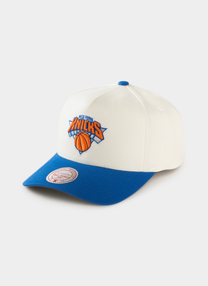 Mitchell & Ness NBA New York Knicks White & Team Color Pro Pinch PC Cap