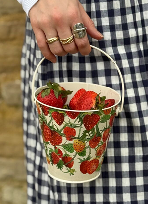Strawberry Foraging Bucket