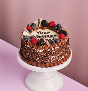 Chocolate Berry Round Cake