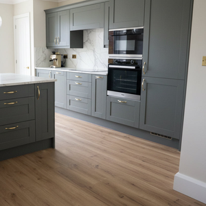 Sample of Pale Oak Robust 8mm