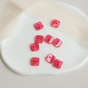 Bouton carré Smart 2 trous - Candy