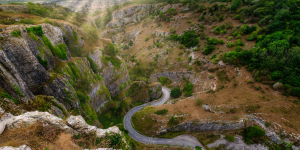 Cheddar Gorge, Glastonbury & Medieval England - 1 day tour