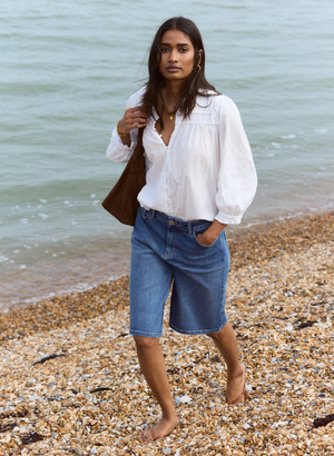 Britney Organic Cotton Stretch Denim Shorts - UK 16 | EU 42 | US 12 / Washed Indigo