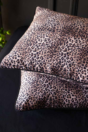 Pair of Signature Leopard Print Cotton Sateen Pillowcases