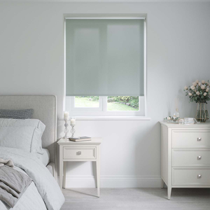Gemini Mint Green Roller Blinds: 571mm x 1098mm Recess