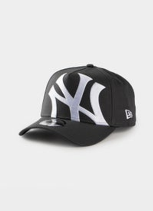 New Era MLB 9Forty A-Frame New York Yankees Tilt Oversize Snapback Cap