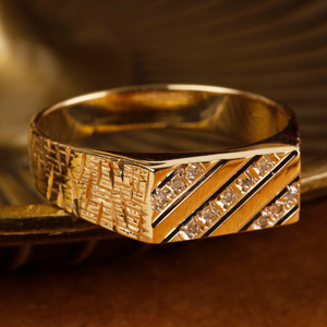 Pre-Owned Vintage 1988 9ct Gold Diamond Stripe Signet Ring