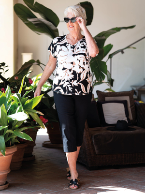 Thelma Black Natural Jersey Print Top