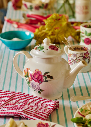 Seconds Granny's Roses 3 Mug Teapot