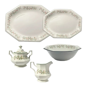 1990s Johnson Brothers “Eternal Beau” 5-Piece Ceramic Dinnerware Serving & Hostess Set
