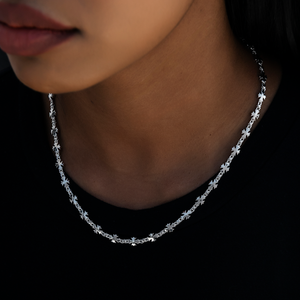 Flared Cross Chain in White Gold- 5mm