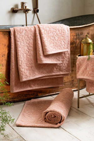 Leopard Jacquard Towel in Dusty Pink - Available in 4 Sizes
