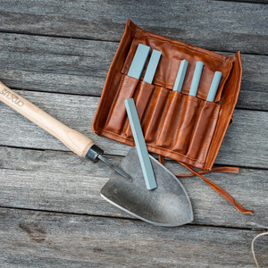 Set of sharpening stones with holder - shapes
