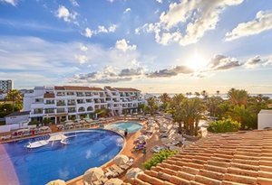 FergusStyle Bahamas Hotel