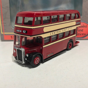 EFE 1/76 Scale 15805 Leyland PD1 Central S.M.T Boxed