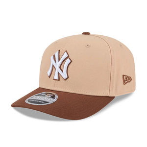 Yankees MLB Candied Pecan Beige 9SEVENTY Stretch Snap Adjustable Cap