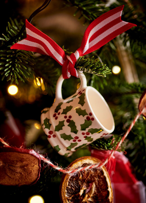 Tiny Scattered Holly Tiny Mug Boxed