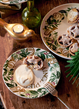 Bring In The Green Mince Pies Medium Dinner Plate, 8.5 Inch