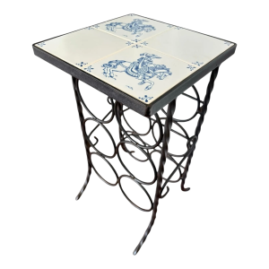 Vintage Wine Bottle Holder Table With Deft Tile