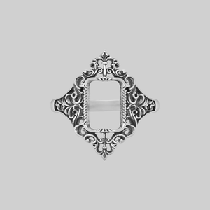 FORGOTTEN. Ornate Frame Ring - Silver - Silver / XSmall